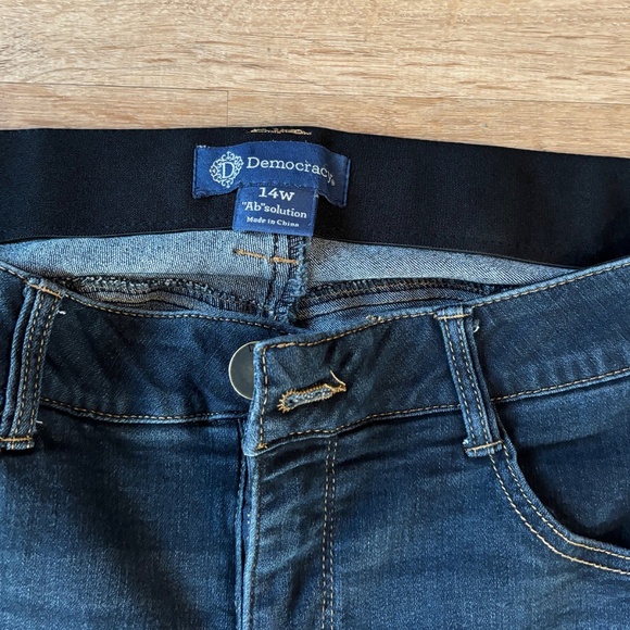 Democracy Tummy Control Flare Jeans - Picture 3 of 6